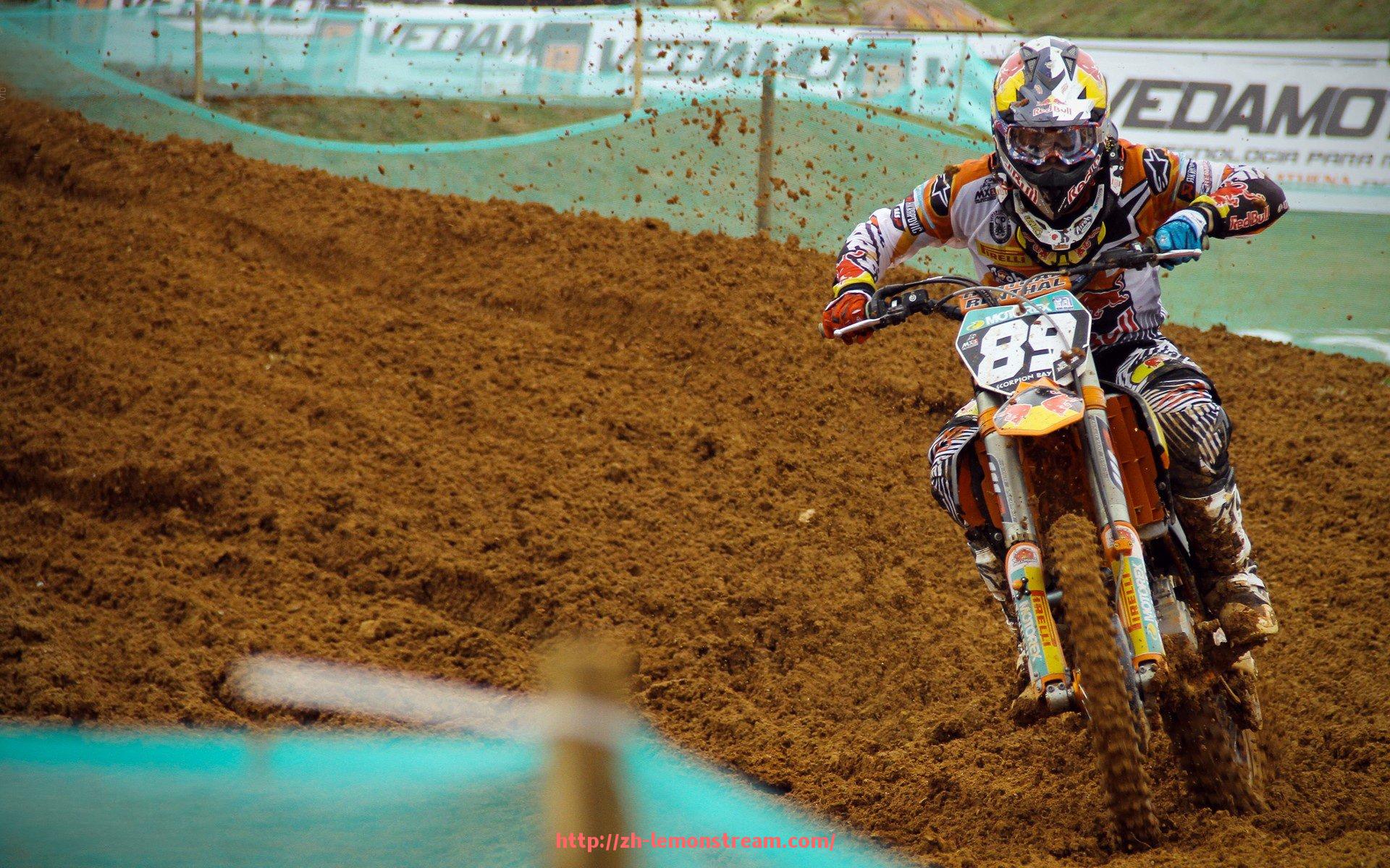 柠檬体育直播-篮球战术设计中“低位引诱掩护战术”是否能破解高位延误防守策略