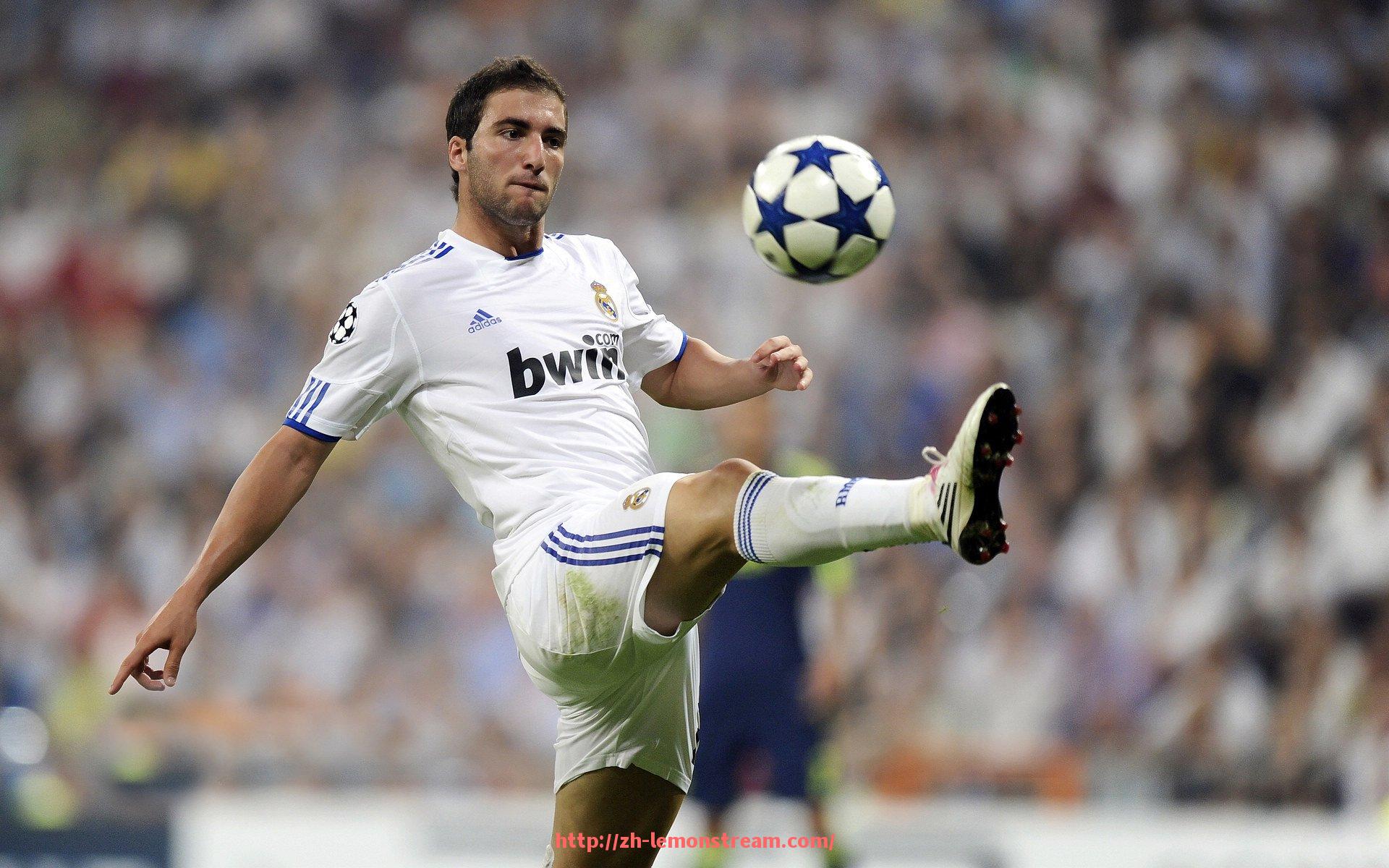 柠檬体育直播-综合机健身器材功能解析及家庭健身必备推荐